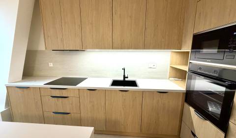 Prodej Byt 2+1, Byt 2+1, Sadová, Senica, Slovensko