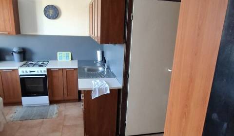 Pronájem Byt 1+1, Byt 1+1, Nové Zámky, Slovensko