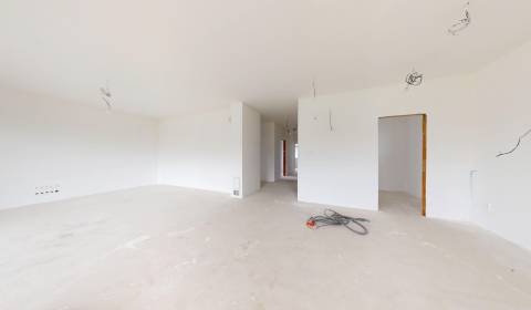 Prodej Rodinný dům, Rodinný dům, Karasova, Senec, Slovensko