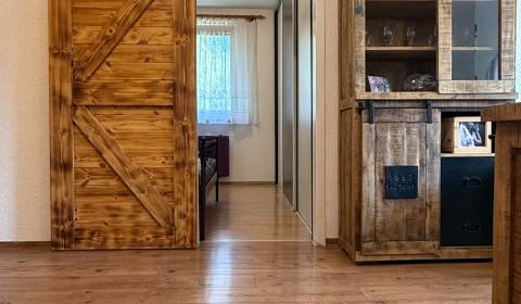 Prodej Byt 3+1, Byt 3+1, Rožňava, Slovensko