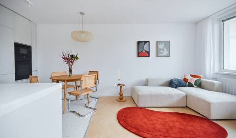 Prodej Byt 3+1, Byt 3+1, Branisková, Košice - Staré Mesto, Slovensko