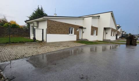 Prodej Rodinný dům, Rodinný dům, Veľká Paka, Dunajská Streda, Slovensk