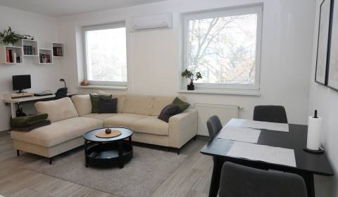 Prodej Byt 2+1, Byt 2+1, Nezábudková, Bratislava - Ružinov, Slovensko