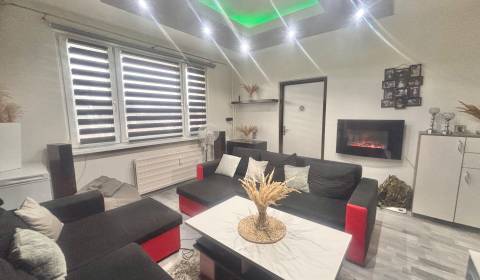 Prodej Byt 3+1, Byt 3+1, Centrum, Čadca, Slovensko