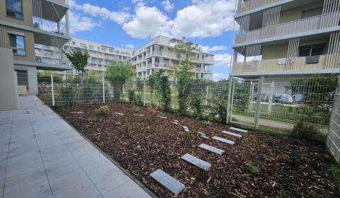 Pronájem Byt 2+1, Byt 2+1, Na výslní, Bratislava - Ružinov, Slovensko