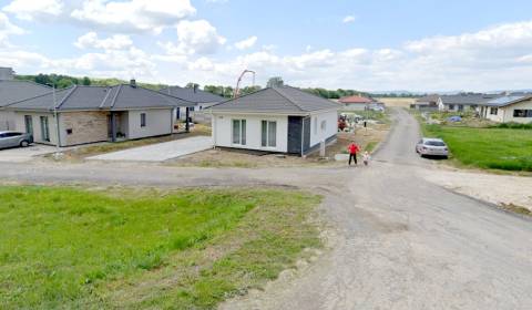 Prodej Pozemky - bydlení, Pozemky - bydlení, Nové Mesto nad Váhom, Slo