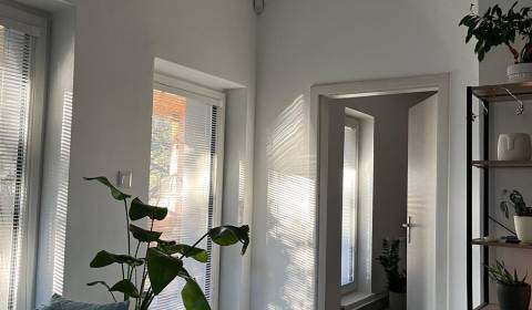 Prodej Byt 4+1, Byt 4+1, Bratislava - Vrakuňa, Slovensko