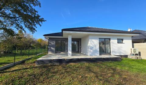 Prodej Rodinný dům, Rodinný dům, Piešťany, Slovensko