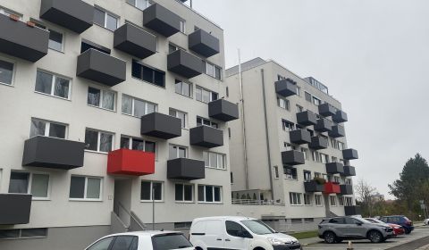 Pronájem Garáže, Garáže, Lomnická, Nitra, Slovensko