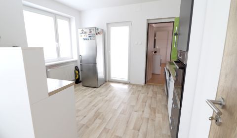 Prodej Rodinný dům, Rodinný dům, Dolný Lopašov, Piešťany, Slovensko