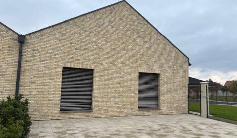 Prodej Rodinný dům, Rodinný dům, Fialková, Senec, Slovensko