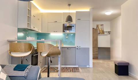 Pronájem Byt 2+1, Byt 2+1, Veterná, Trnava, Slovensko