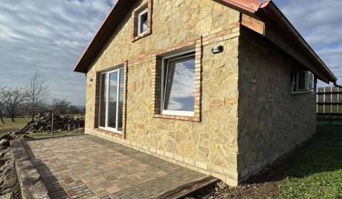 Prodej Chata, Chata, Levice, Slovensko