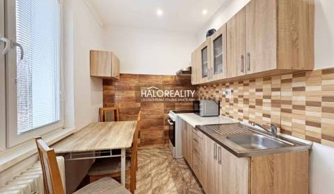 Pronájem Byt 2+1, Komárno, Slovensko