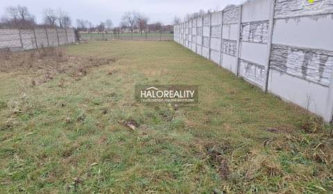 Prodej Pozemky - bydlení, Hlohovec, Slovensko