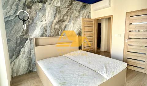 Pronájem Byt 3+1, Byt 3+1, Nové Zámky, Nové Zámky, Slovensko