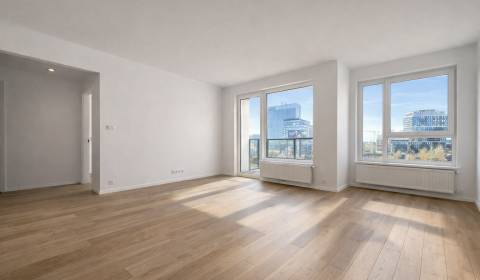 Prodej Byt 2+1, Byt 2+1, Súkennícka, Bratislava - Ružinov, Slovensko