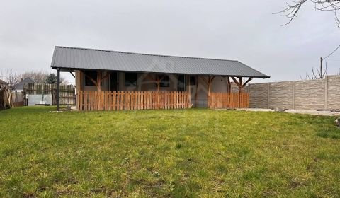 Prodej Chata, Chata, Komárno, Slovensko