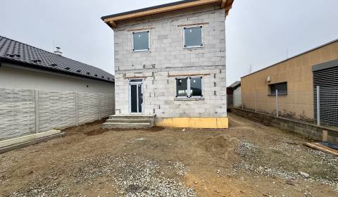 Prodej Rodinný dům, Rodinný dům, Hviezdna, Košice-okolie, Slovensko