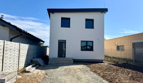 Prodej Rodinný dům, Rodinný dům, Hviezdna, Košice-okolie, Slovensko