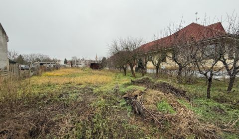 Prodej Pozemky - bydlení, Pozemky - bydlení, Komárno, Slovensko