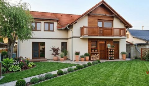 Prodej Rodinný dům, Rodinný dům, Krátka, Senec, Slovensko