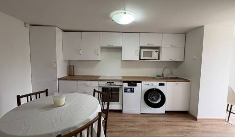 Pronájem Byt 1+1, Byt 1+1, Veľká jarková, Komárno, Slovensko