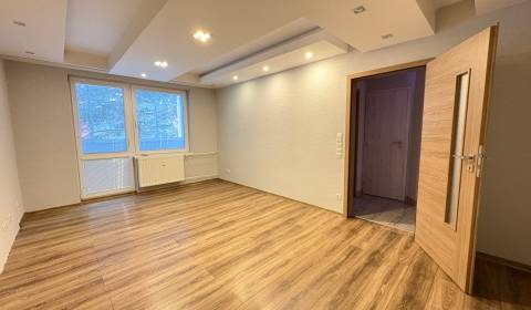 Prodej Byt 3+1, Byt 3+1, Michalovce, Slovensko