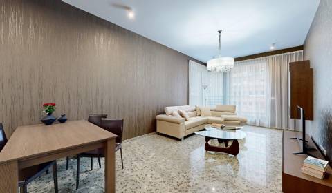 Pronájem Byt 3+1, Byt 3+1, Námestie Slobody, Bratislava - Staré Mesto,