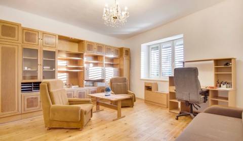 Prodej Rodinný dům, Rodinný dům, Pod kopcom, Nové Zámky, Slovensko