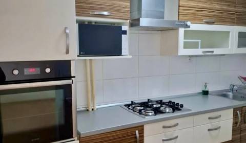 Pronájem Byt 4+1, Byt 4+1, Československých parašutistov, Bratislava -