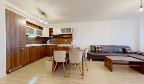 Pronájem Byt 2+1, Byt 2+1, Vápenná, Bratislava - Ružinov, Slovensko