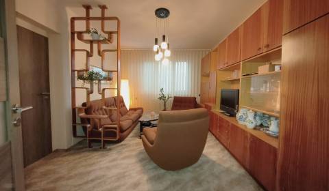 Prodej Byt 3+1, Byt 3+1, Kalinčiakova, Senica, Slovensko