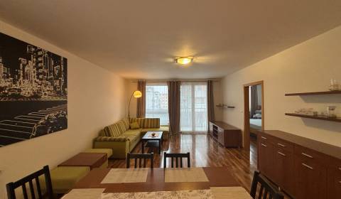 Pronájem Byt 2+1, Byt 2+1, Na križovatkách, Bratislava - Ružinov, Slov