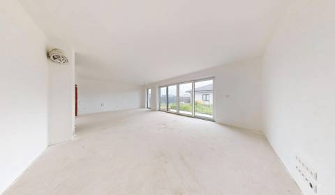 Prodej Rodinný dům, Rodinný dům, Karasova, Senec, Slovensko