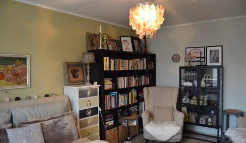 Prodej Byt 3+1, Byt 3+1, Gejzu Dusíka, Trnava, Slovensko