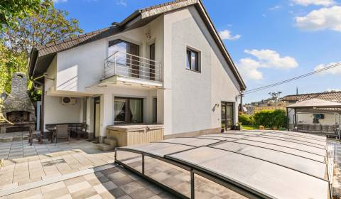 Prodej Rodinný dům, Rodinný dům, Jaskový rad, Bratislava - Nové Mesto,