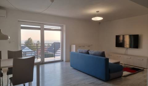 PRONÁJEM - Byt s krásným výhledem na město - Nitra, Zobor