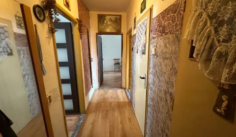 Prodej Byt 3+1, Byt 3+1, Levice, Slovensko