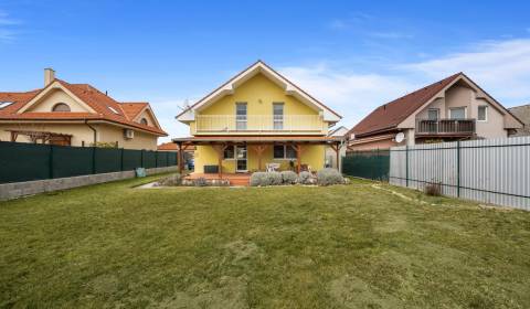 Prodej Rodinný dům, Rodinný dům, Stredná, Dunajská Streda, Slovensko