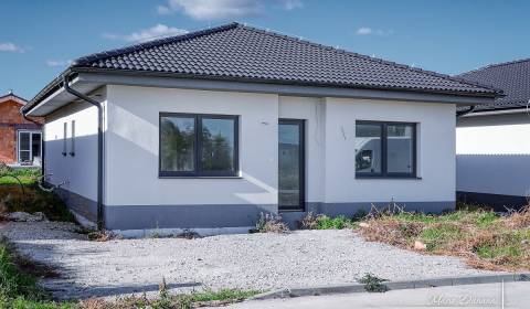 Prodej Rodinný dům, Rodinný dům, Slovenská Nová Ves, Trnava, Slovensko