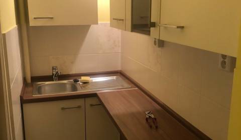 Prodej Byt 1+1, Byt 1+1, Bratislava - Nové Mesto, Slovensko