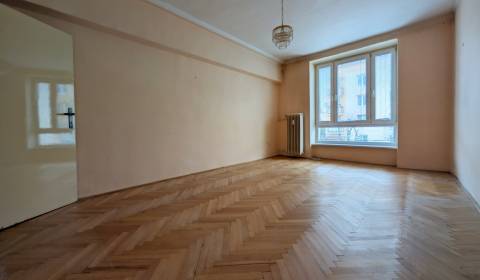 Prodej Byt 2+1, Byt 2+1, J.Kozáčeka, Zvolen, Slovensko