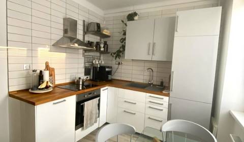 Pronájem Byt 2+1, Byt 2+1, Sibírska, Bratislava - Nové Mesto, Slovensk