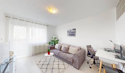 Prodej Byt 2+1, Byt 2+1, Námestie hraničiarov, Bratislava - Petržalka,