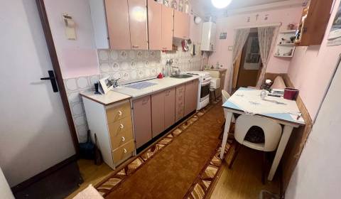 Prodej Byt 3+1, Byt 3+1, Pod kalváriou, Topoľčany, Slovensko