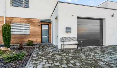 Prodej Rodinný dům, Rodinný dům, Dubová, Ilava, Slovensko