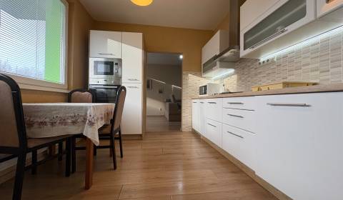 Prodej Byt 3+1, Byt 3+1, Levice, Slovensko