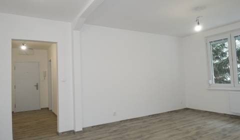 Prodej Byt 4+1, Byt 4+1, Sklenárova, Bratislava - Ružinov, Slovensko