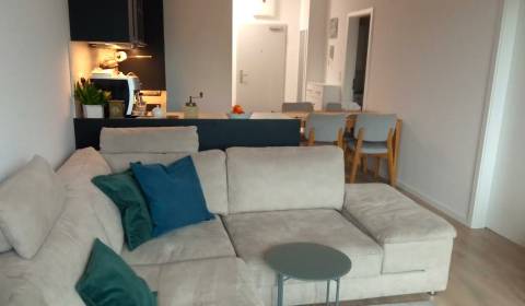 Prodej Byt 2+1, Byt 2+1, Vrbenského, Bratislava - Rača, Slovensko